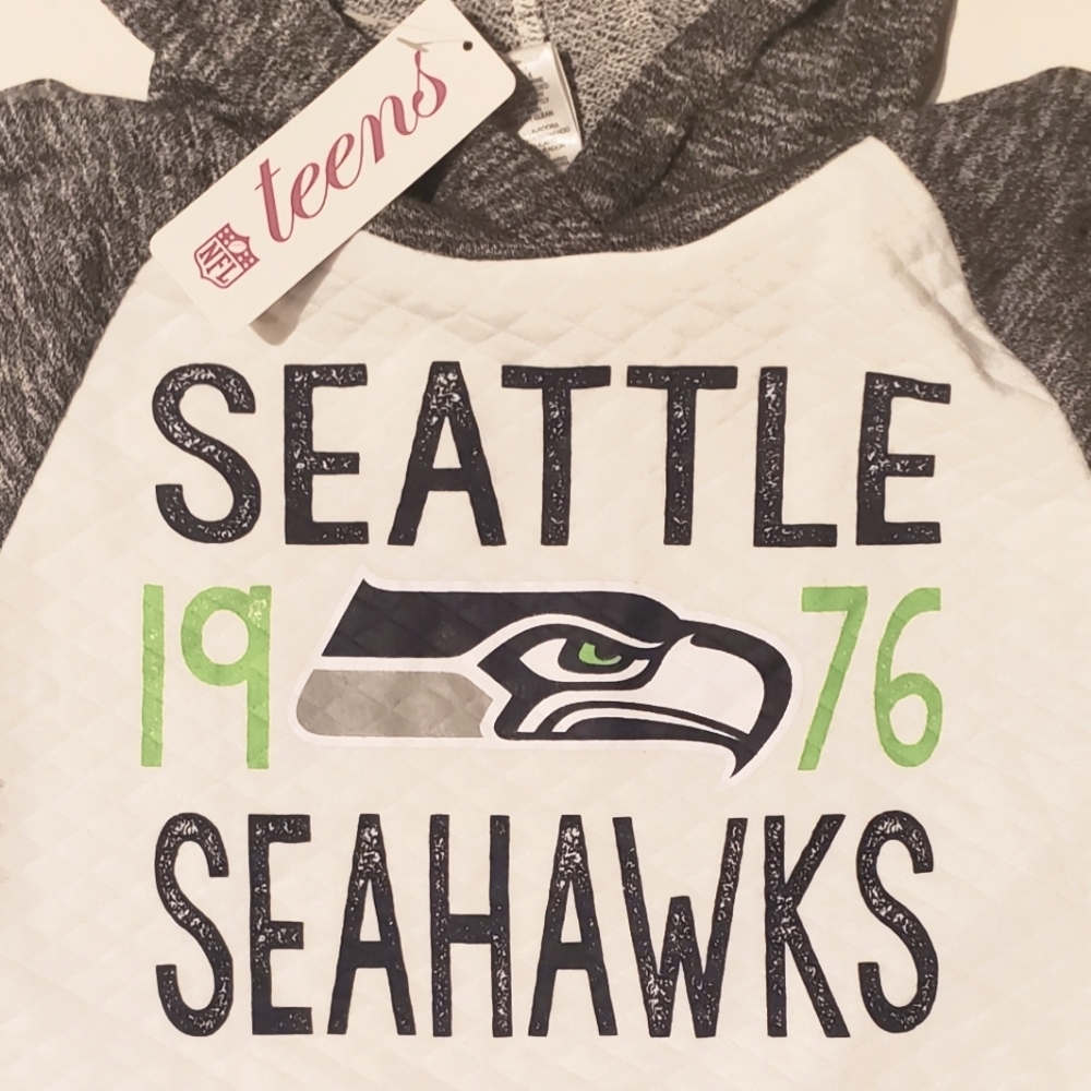 New Seattle SEAHAWKS Football 12 fan Quilted Hoodie Hooded Sweatshirt Juniors L - Picture 3 of 8